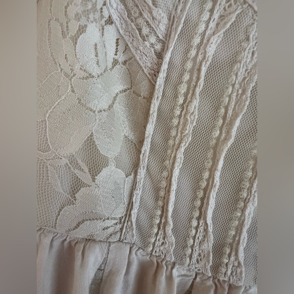 American Eagle Boho Lace Top Size 00 - Picture 3 of 9